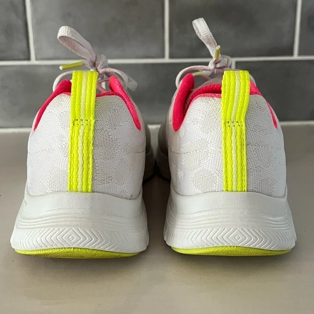 Skechers Flex Appeal 4.0 Washable Lace-Up Sneaker Elegant Ways White Women 5.5